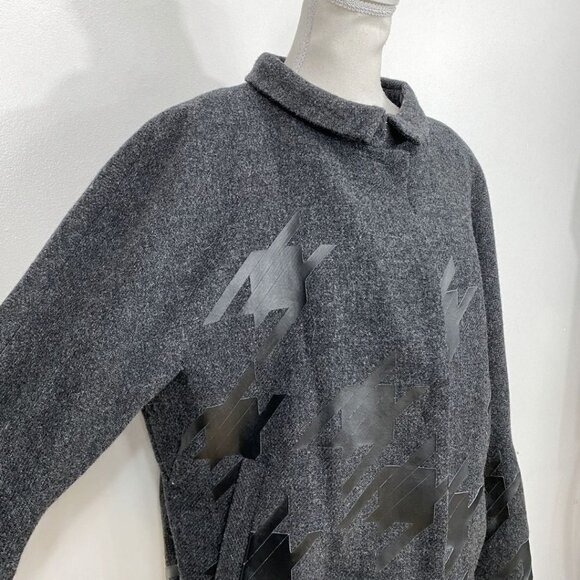 LAMB WOMEN'S GREY WOOL BLACK FAUX LEATHER GEO APPLIQUE BOMBER JACKET - 4 - Picture 4 of 11